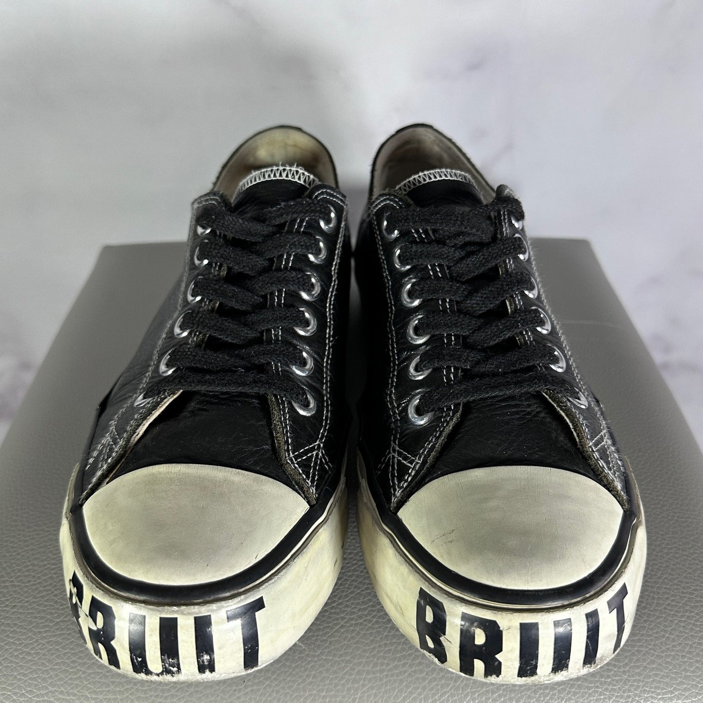 Undercoverism ‘Bruit’ Black Leather Low Sneakers