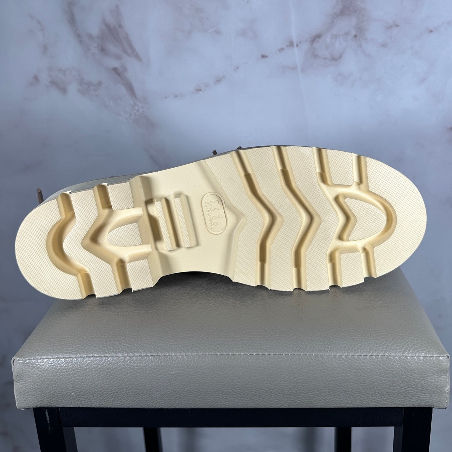 Collegium Pillar Taos Tobacco