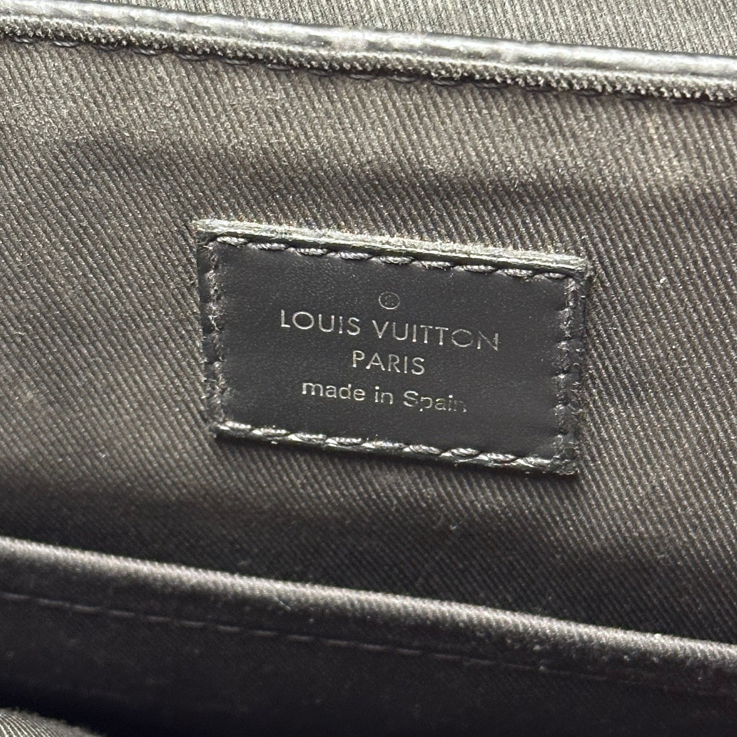 Louis Vuitton Black Monogram Eclipse Messenger Bag