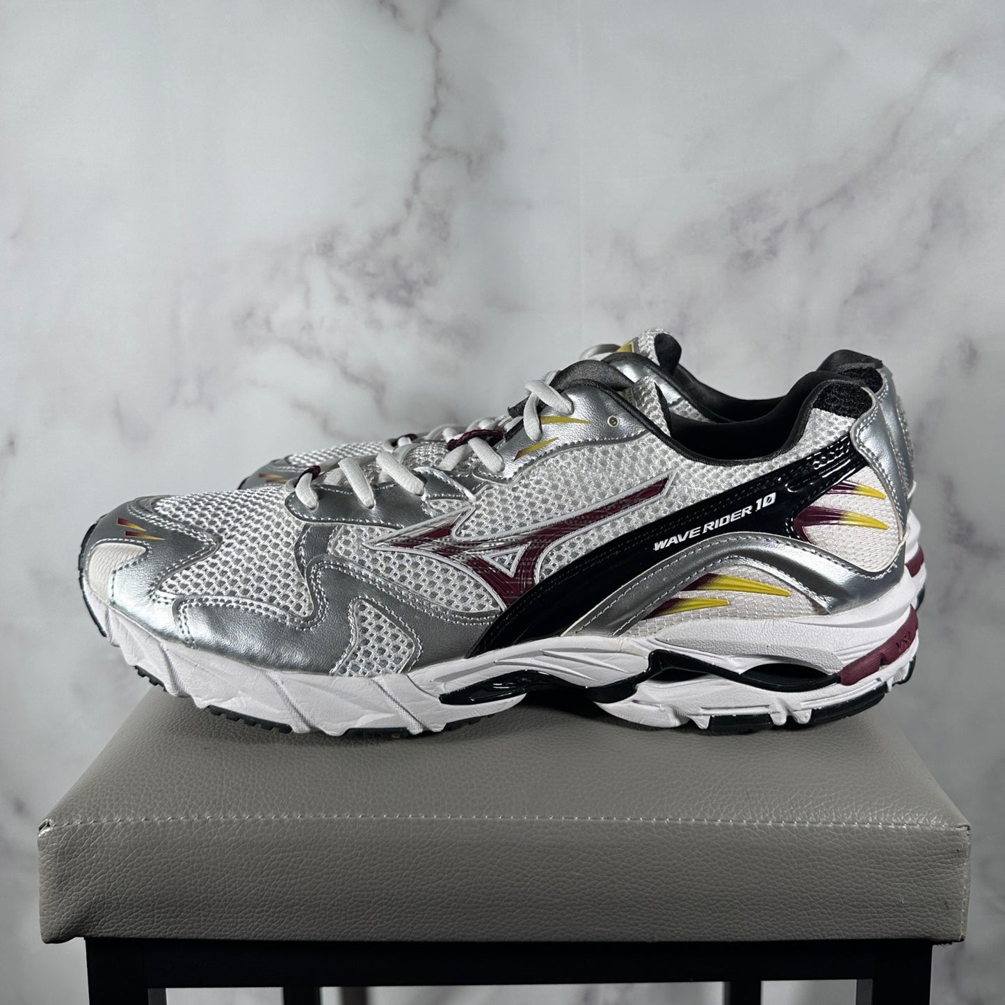 Mizuno Wave Rider 10 White/Silver