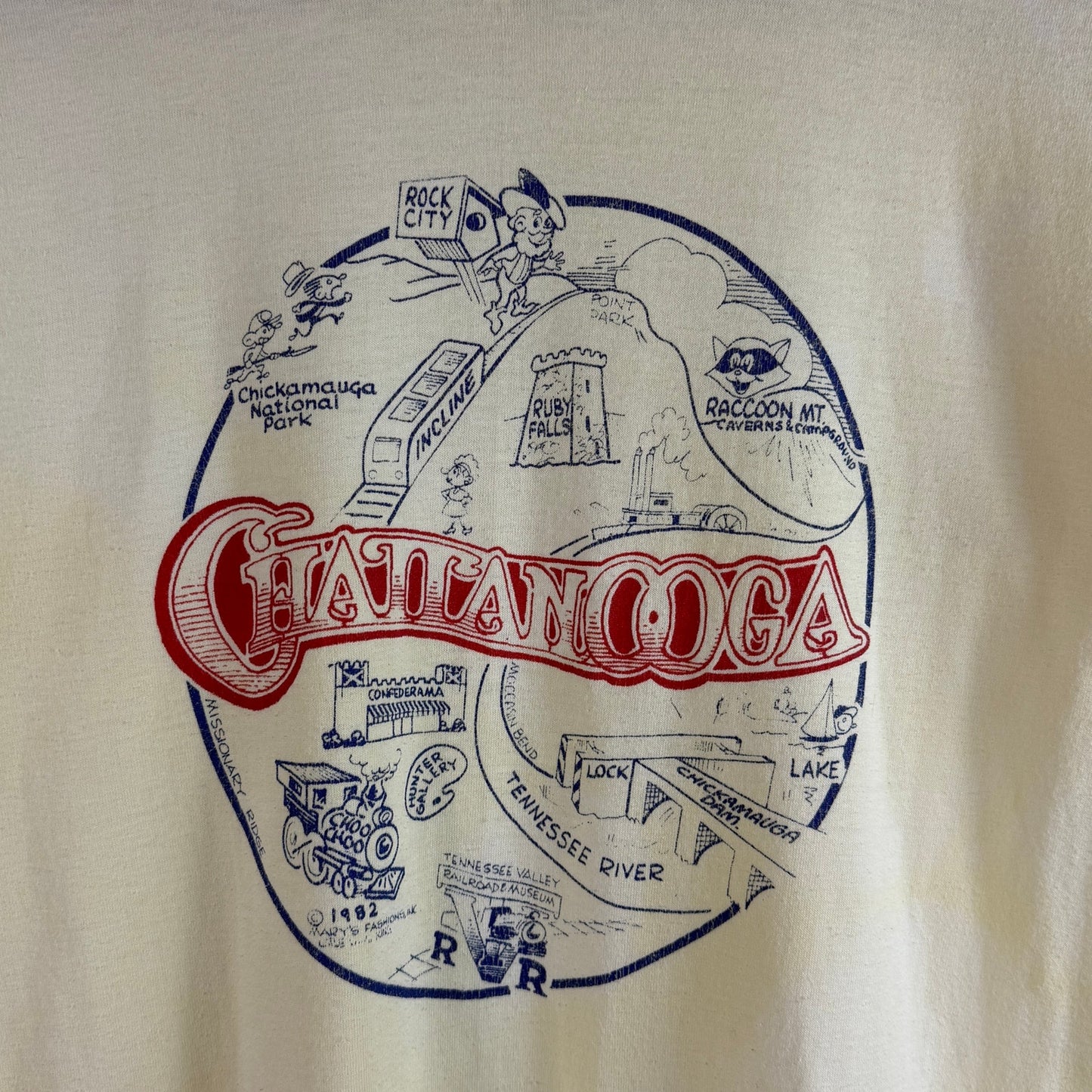Vintage 1982 Chattanooga Souvenir Tee
