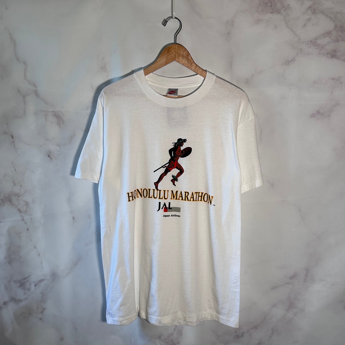 Vintage Nike Honolulu Marathon Japan Airlines White Tee