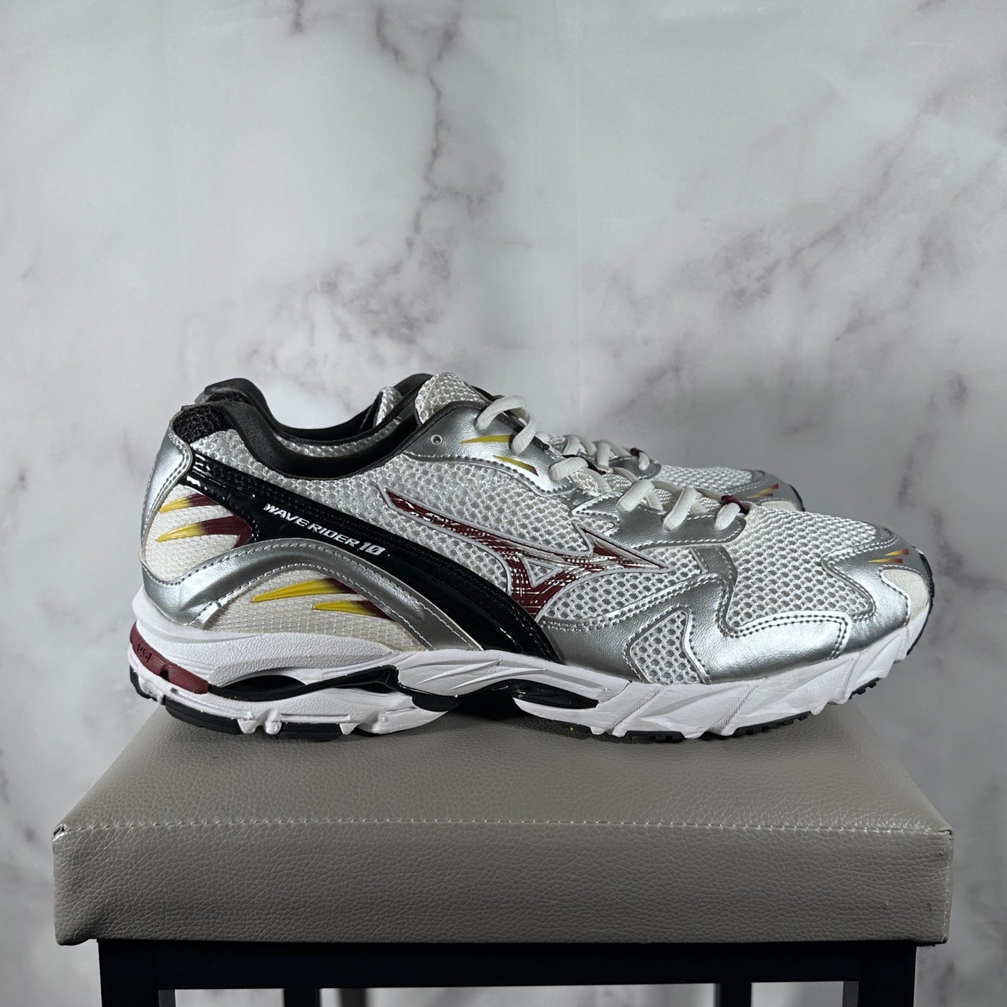 Mizuno Wave Rider 10 White/Silver