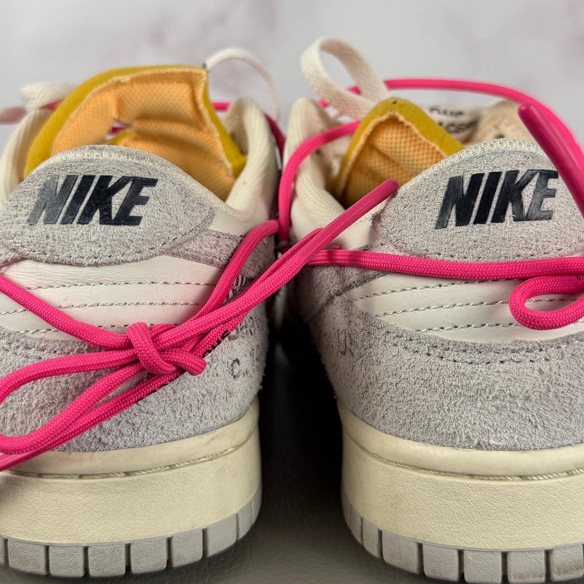 Nike x Off-White Dunk Low Lot 17