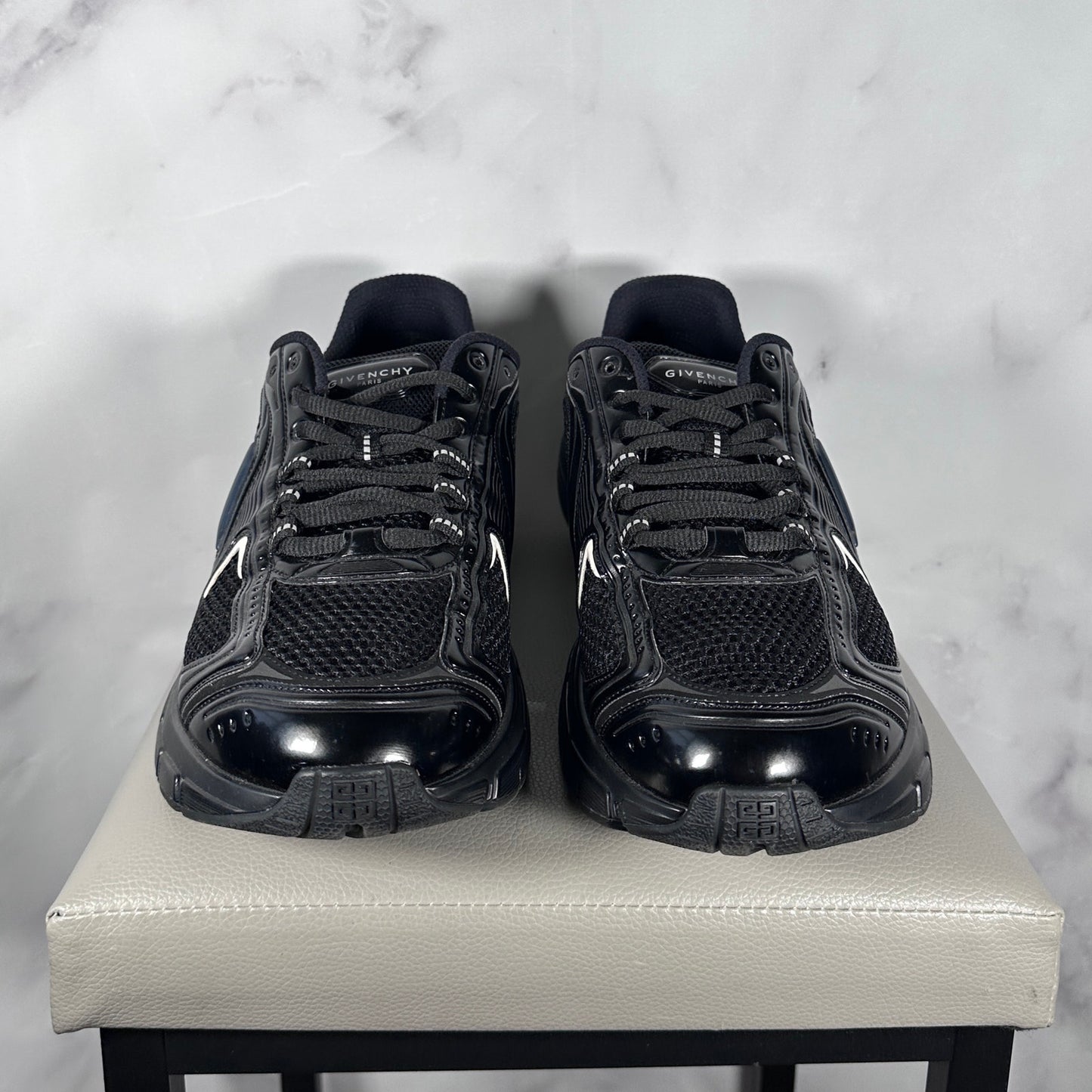 Givenchy TK-MX Black Runner