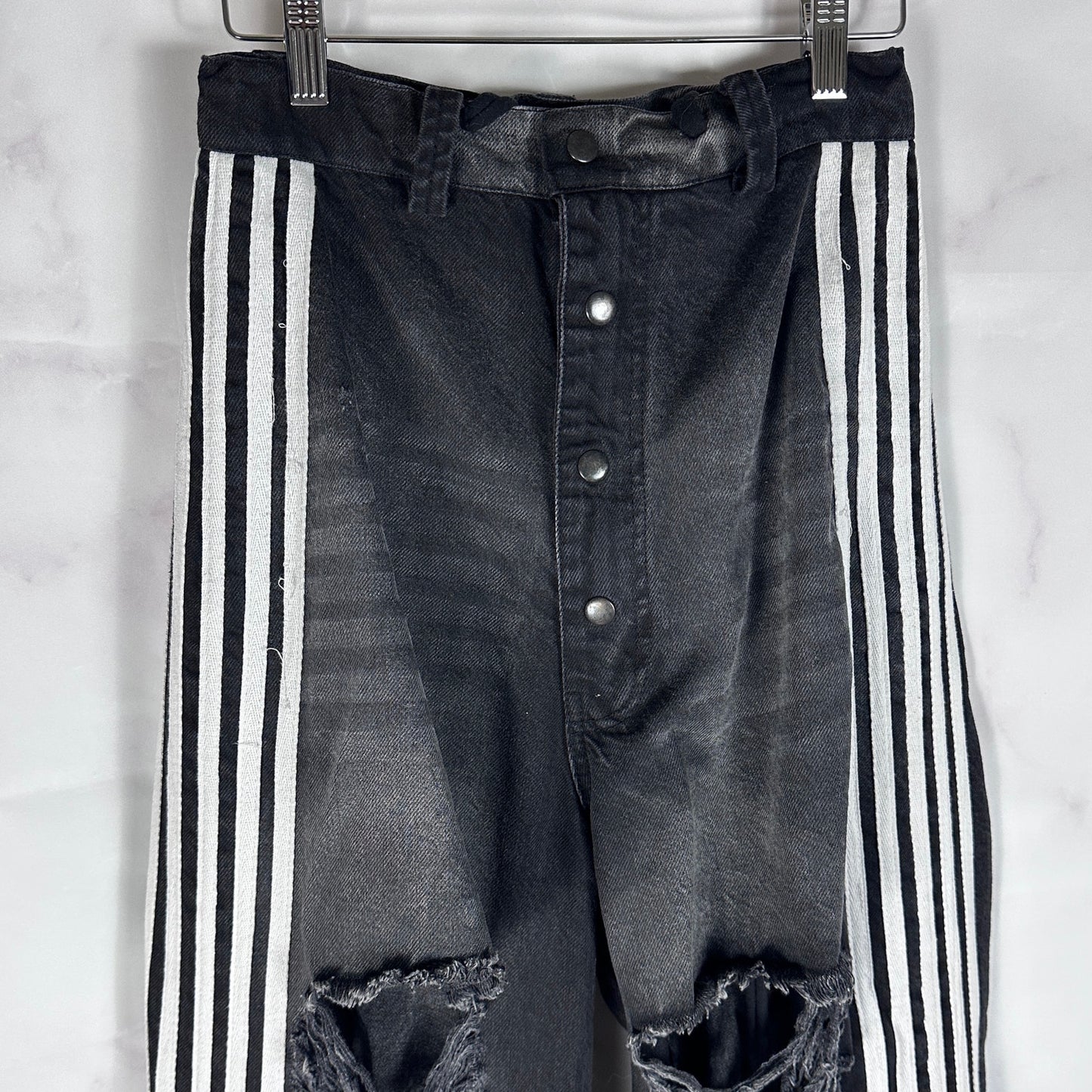 Dasyori 5-Stripe Distressed Denim