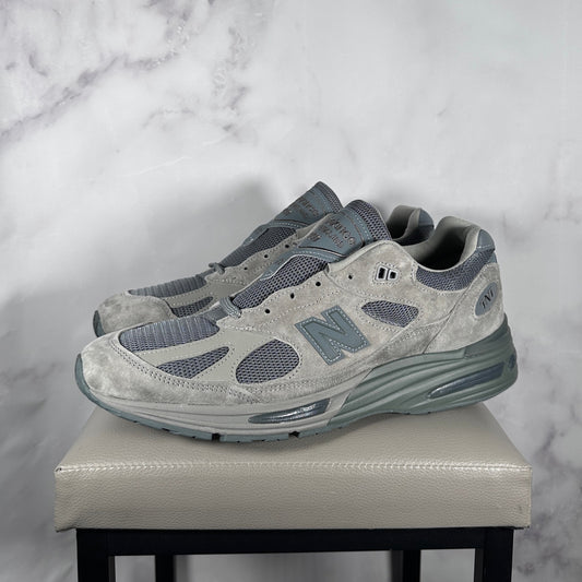 New Balance x thisisneverthat 991v2 MiUK Grey