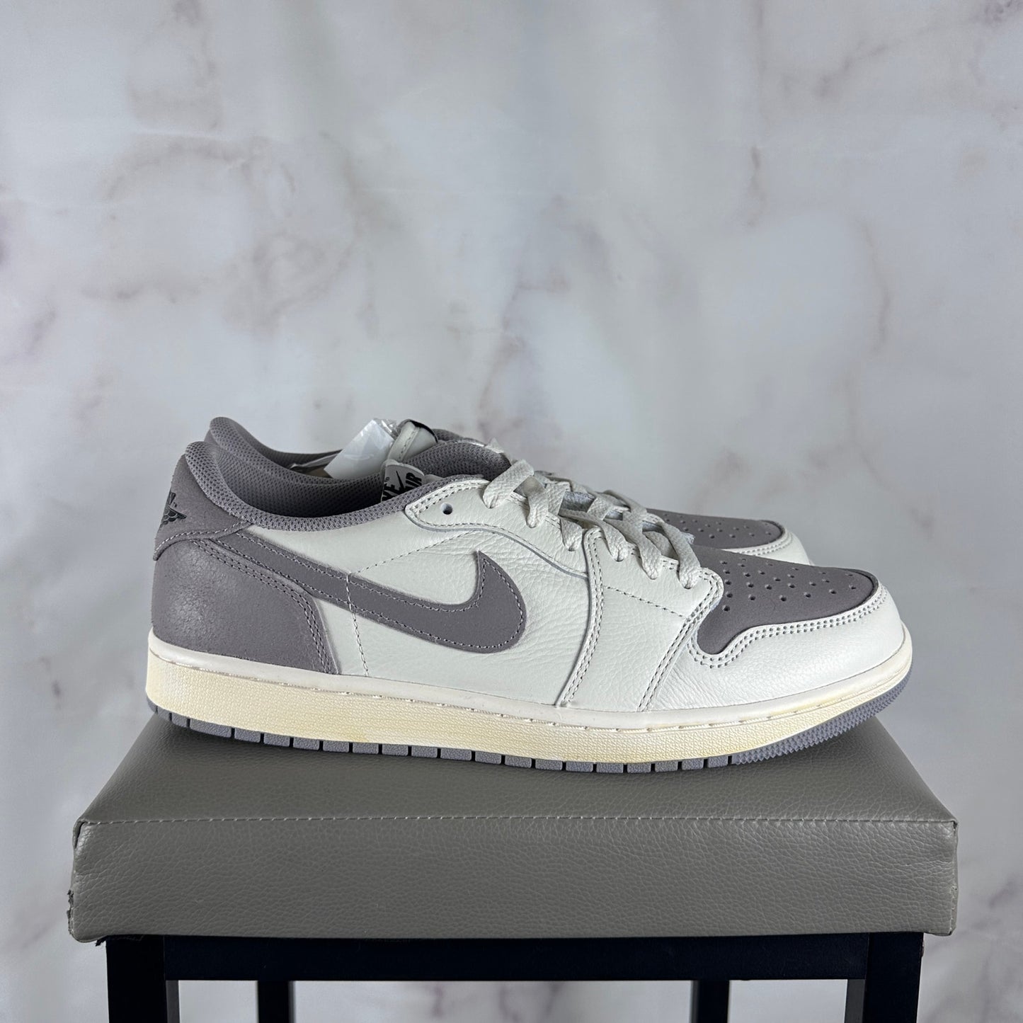 Nike Air Jordan 1 Retro Low OG Atmosphere Grey