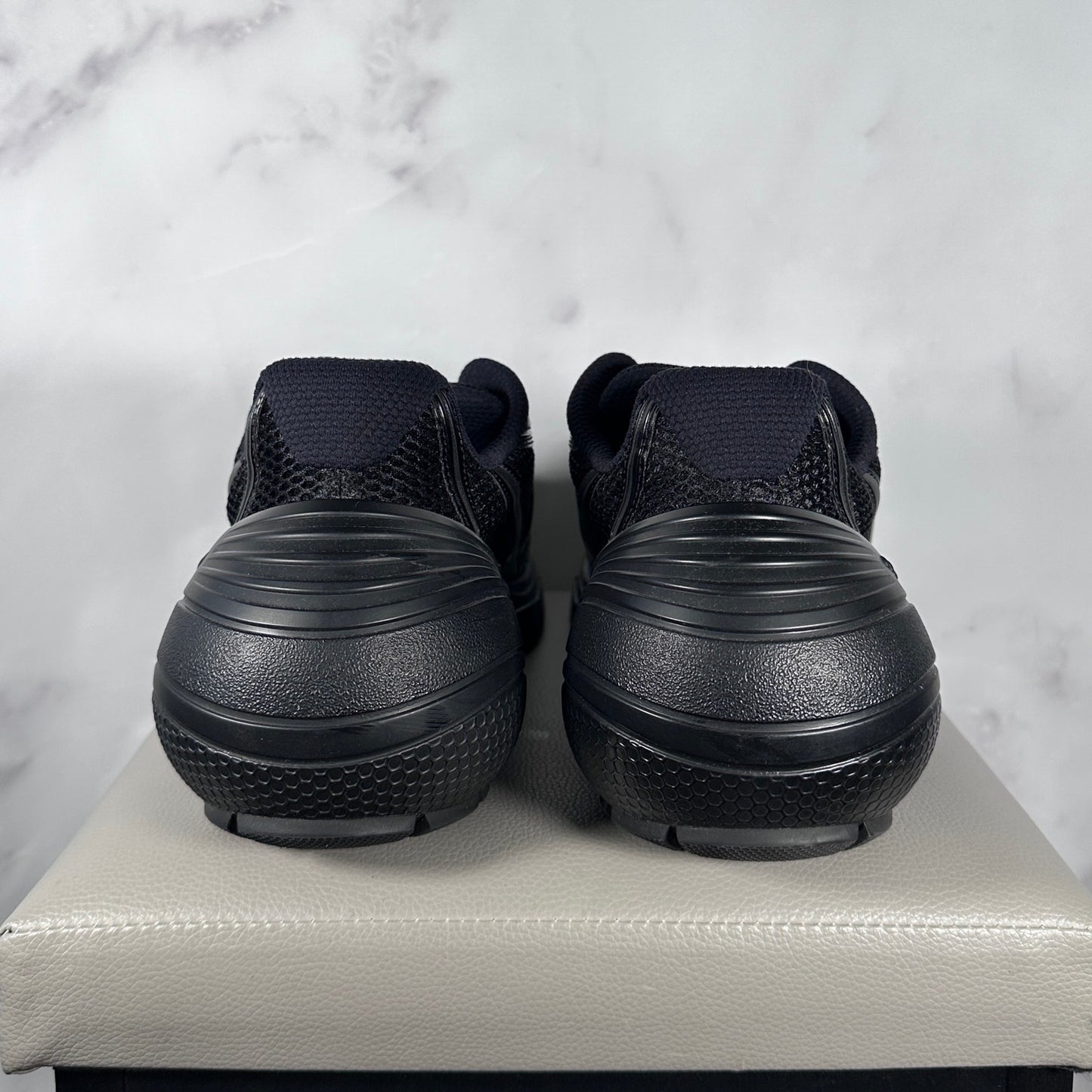 Givenchy TK-MX Black Runner