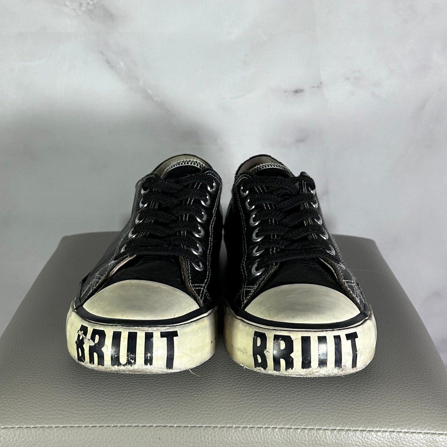 Undercoverism ‘Bruit’ Black Leather Low Sneakers