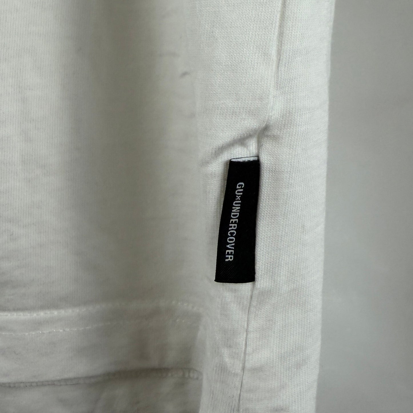 Undercover x GU Kosmik Noise White Tee
