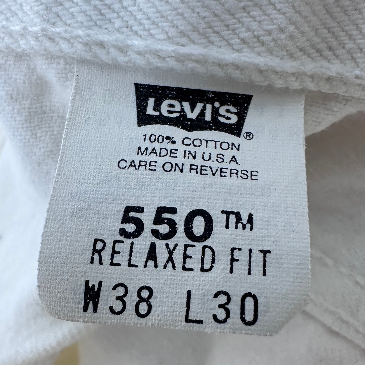 Vintage 90s Levi’s 550 White Relaxed Fit Denim