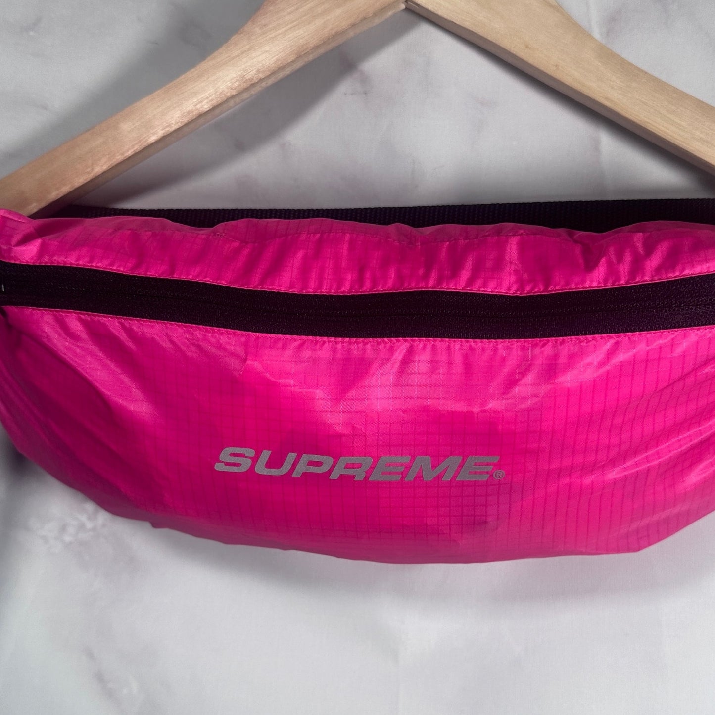 Supreme F/W17 Pink Packable Ripstop Pullover & Bag