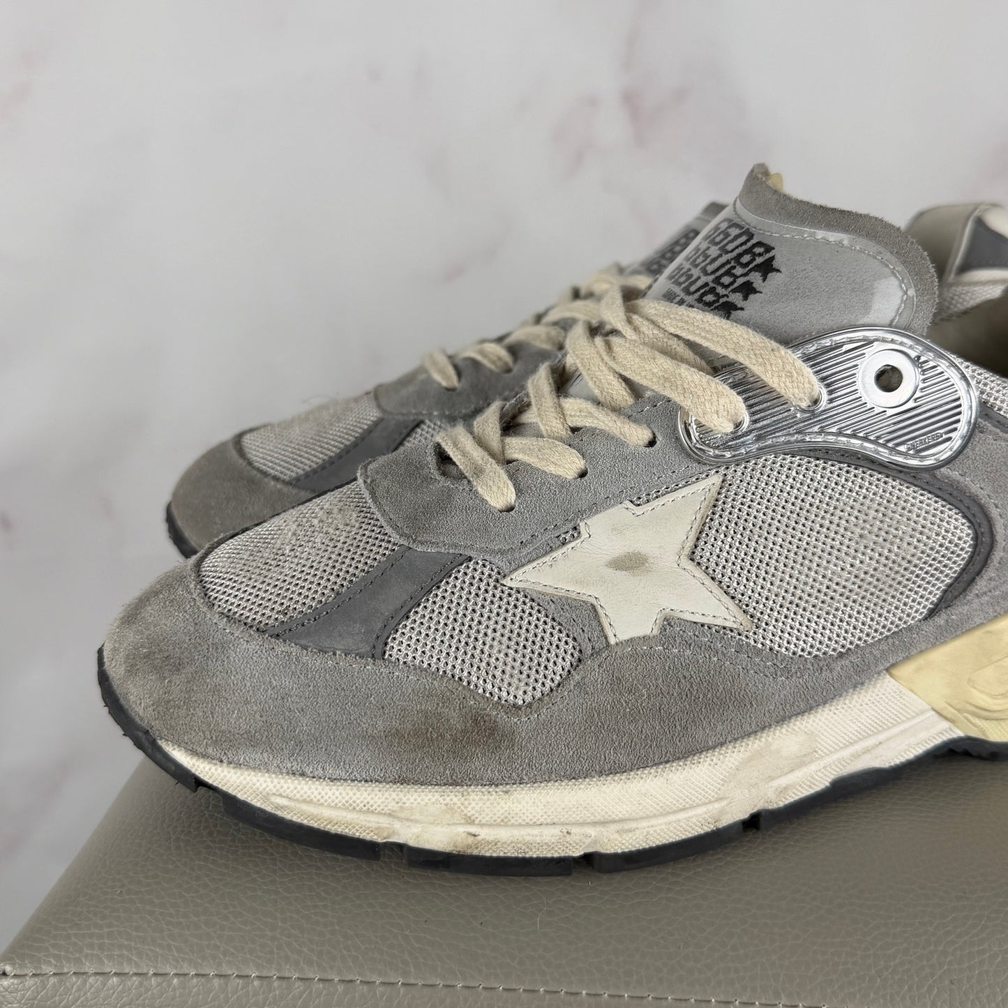 Golden Goose Dad Star Running Grey