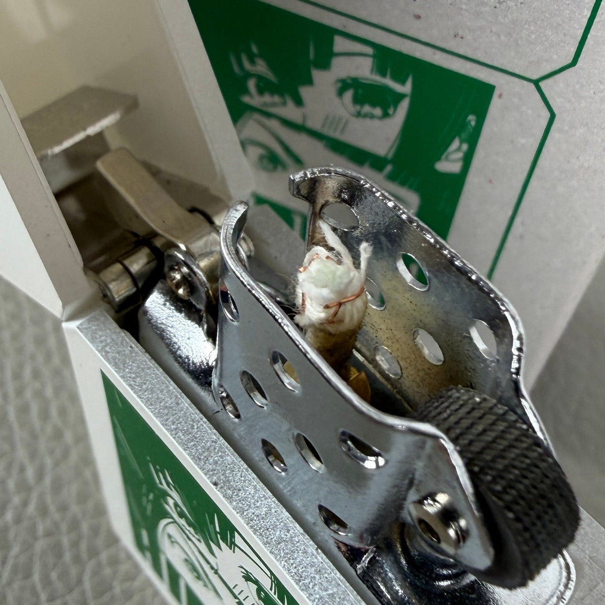 Hidden NY Tsubota Pearl Anime Lighter