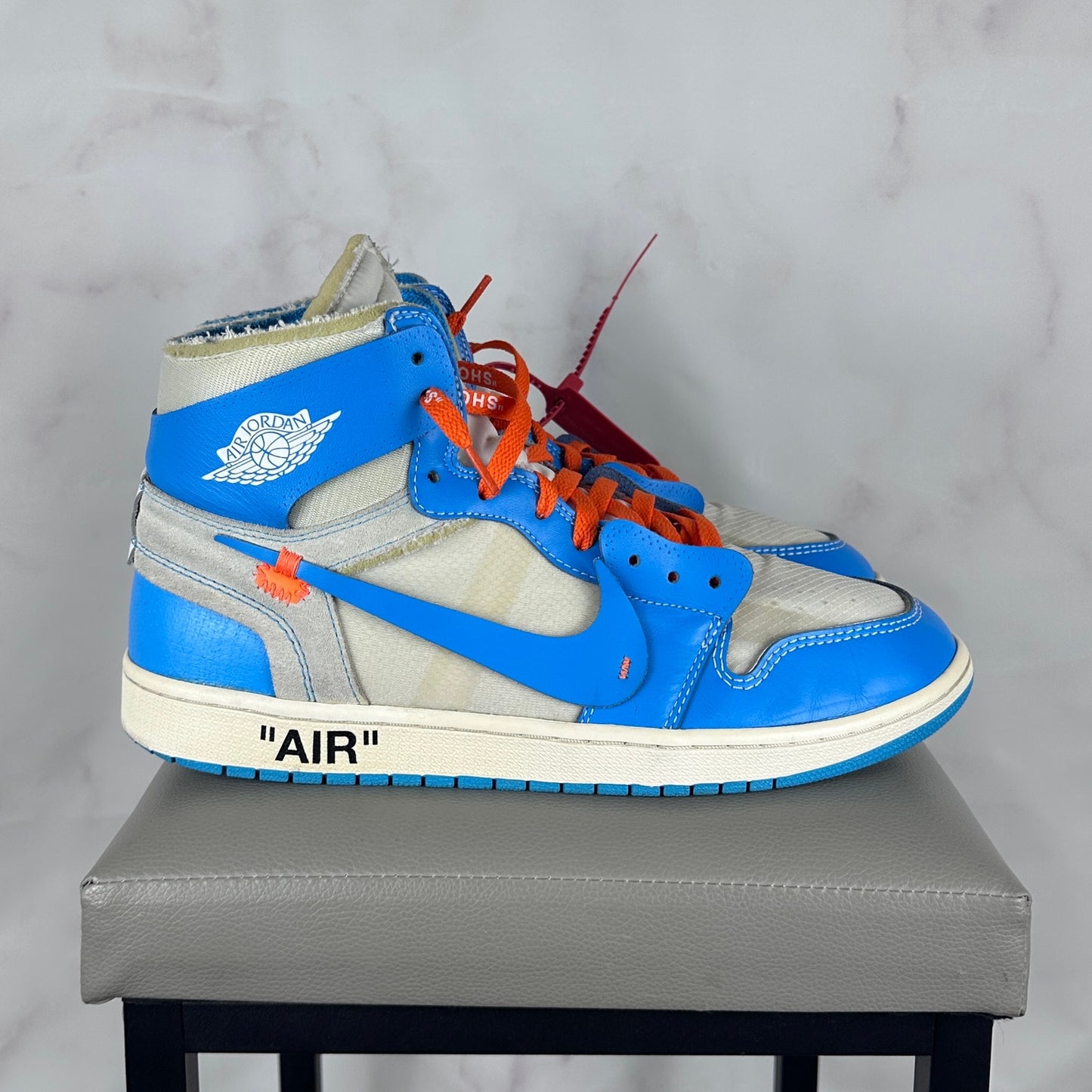 Nike x Off-White Jordan 1 Retro High University Blue UNC c/o Virgil Abloh
