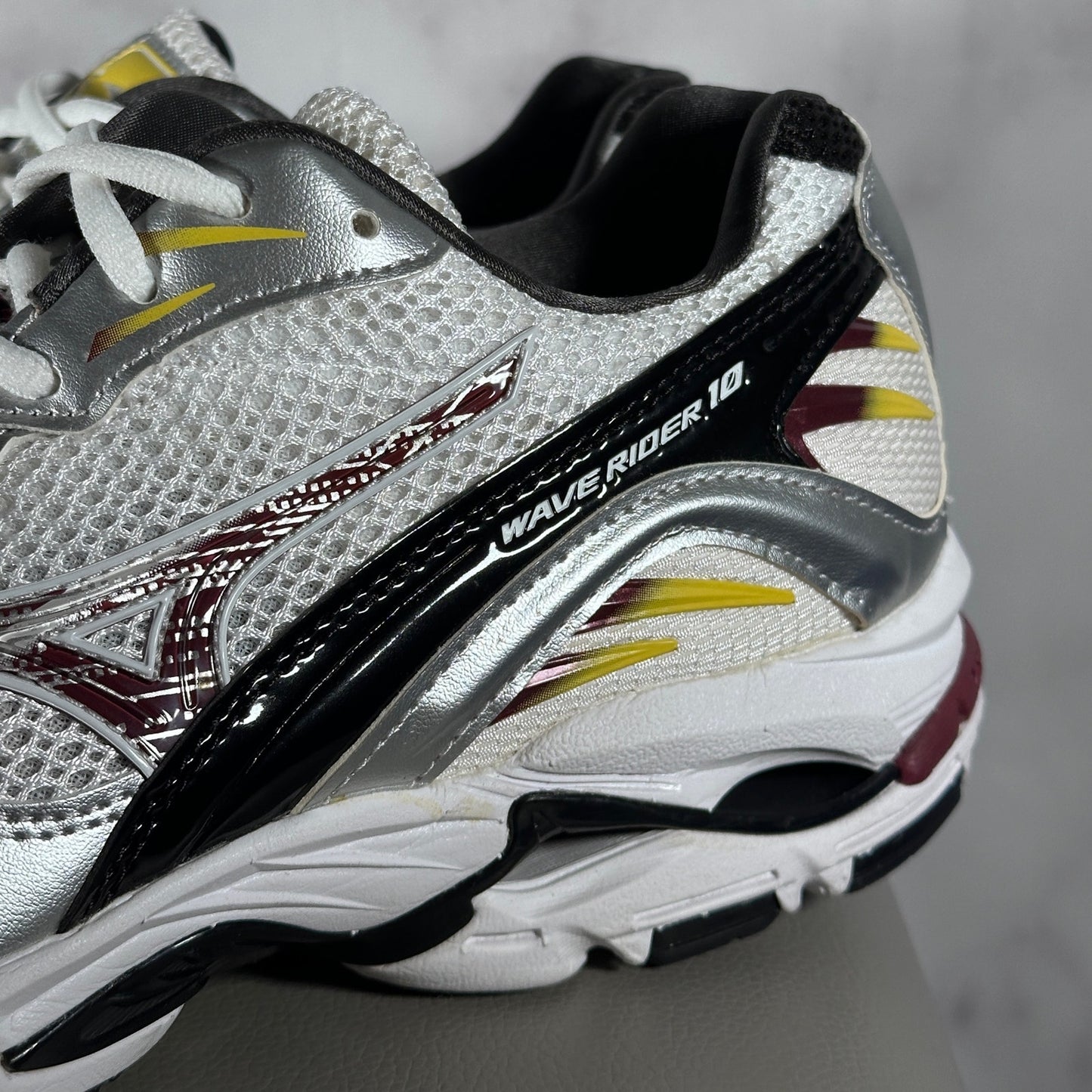 Mizuno Wave Rider 10 White/Silver