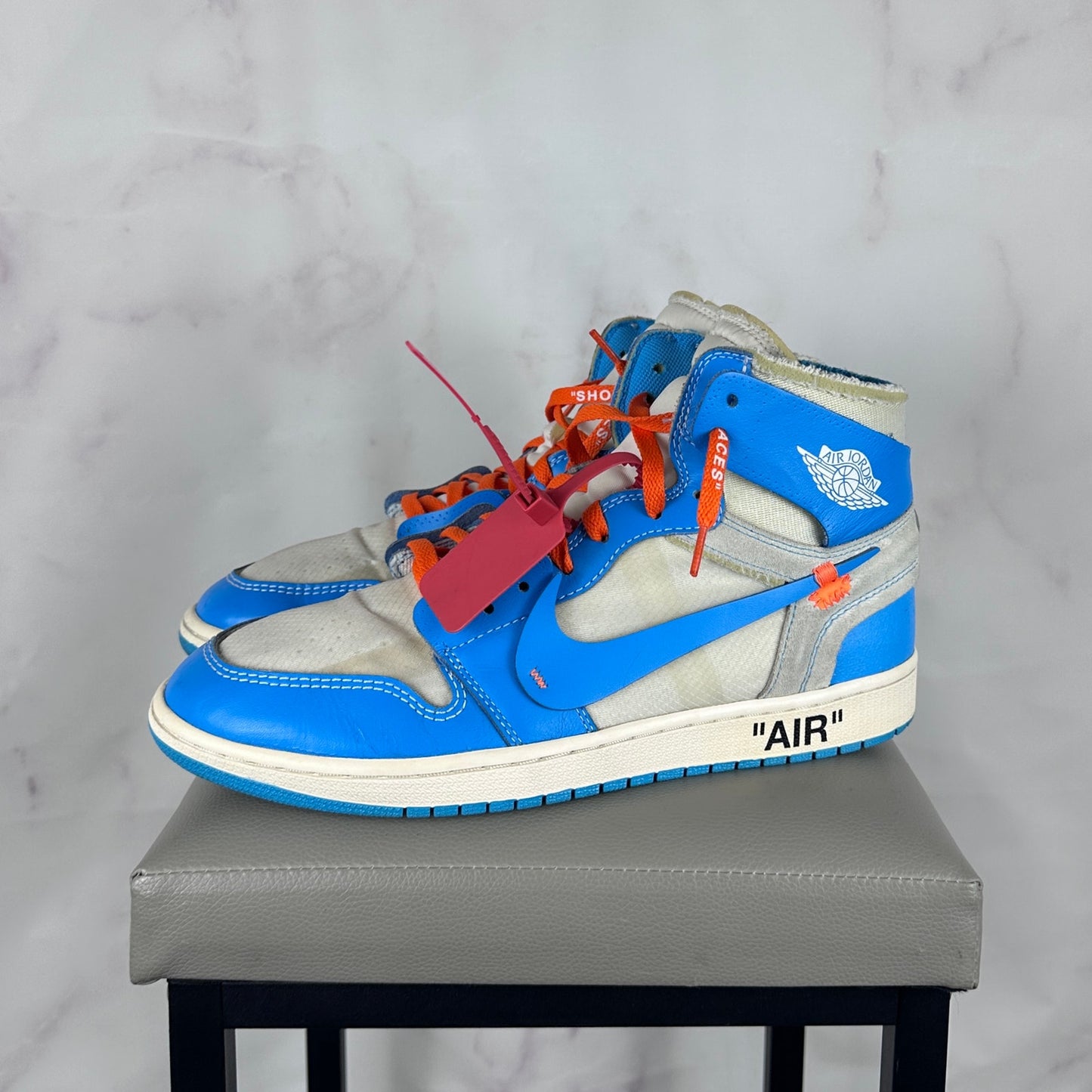 Nike x Off-White Jordan 1 Retro High University Blue UNC c/o Virgil Abloh
