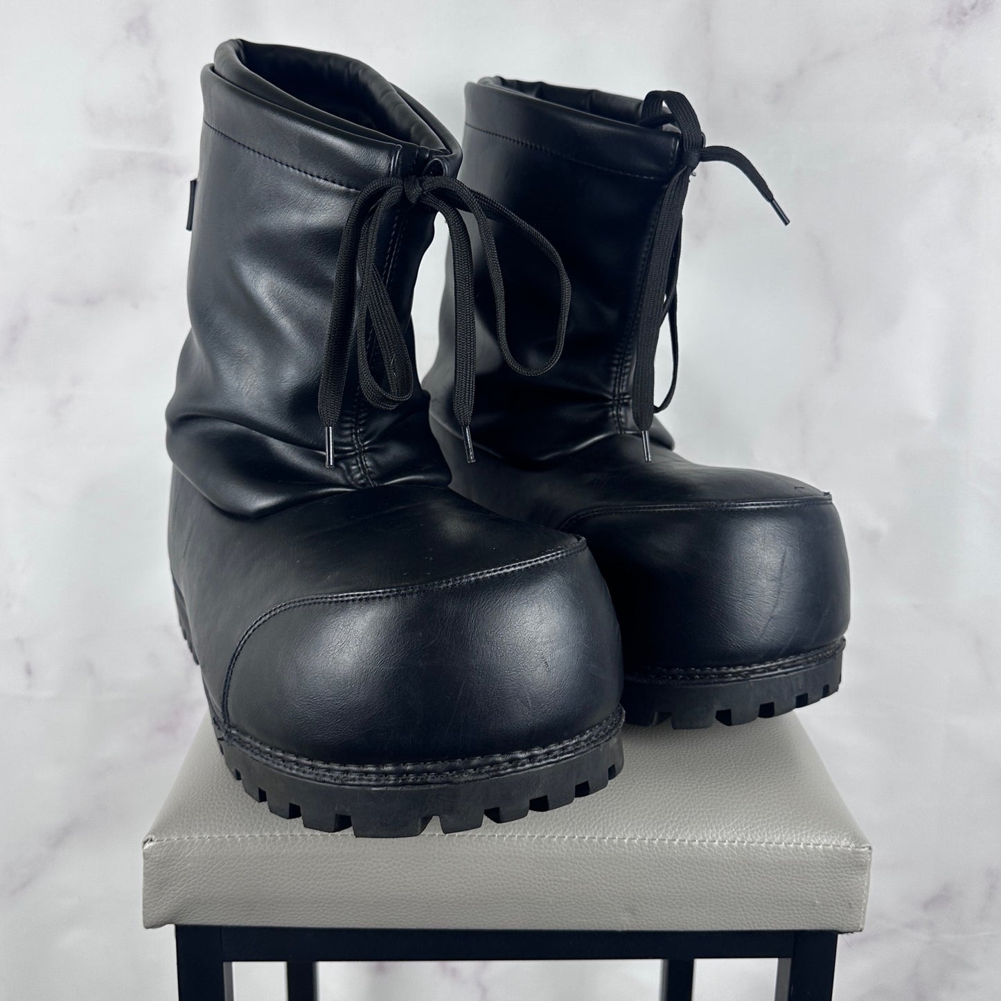 Balenciaga Alaska Boot Low Leather
