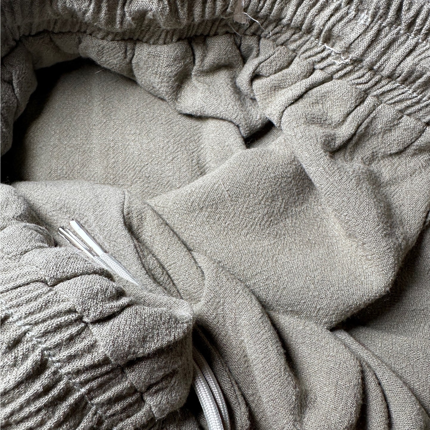 Hidden NY Green Pleated Linen Shorts