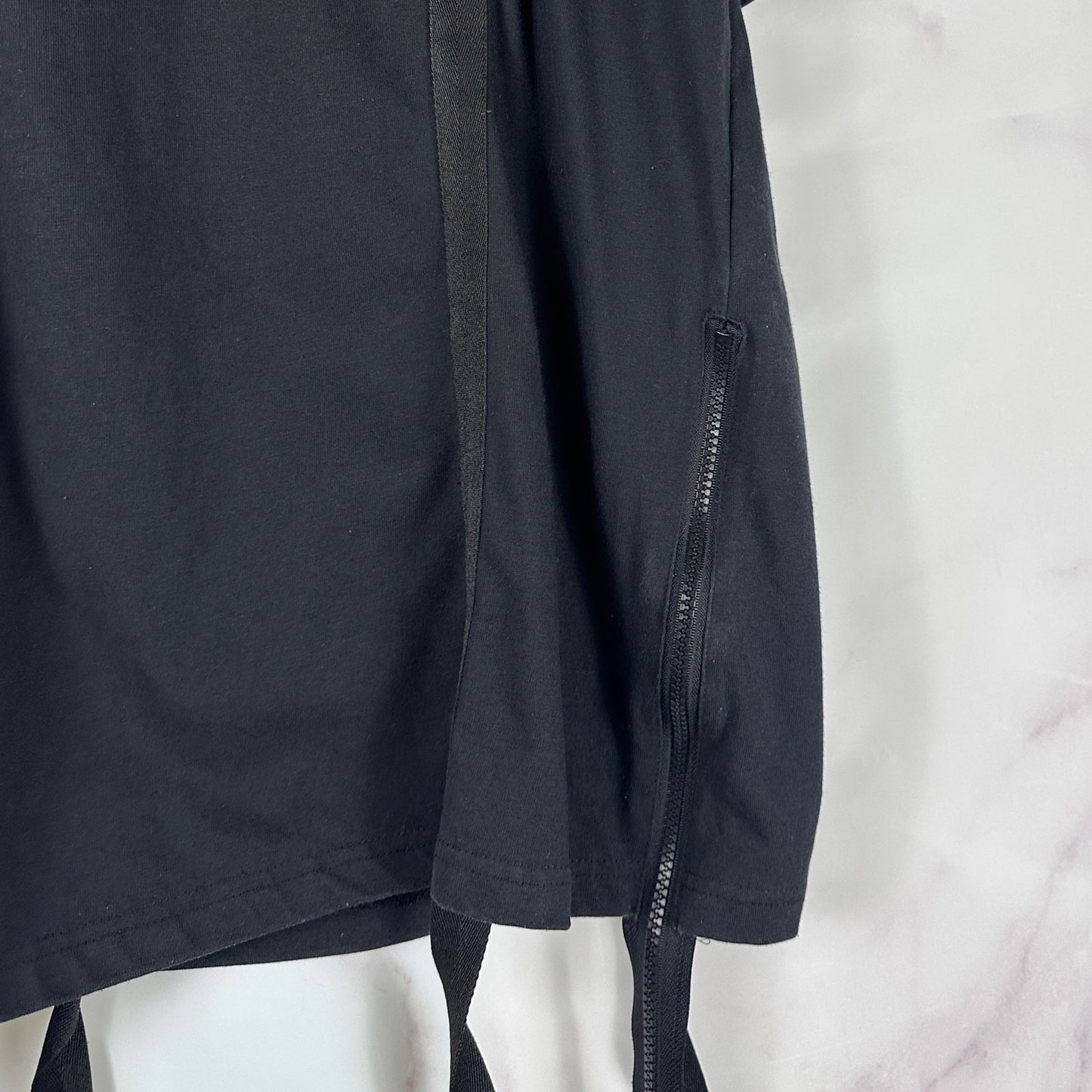 Fuga Cut & Sew Zipper Bondage Tee