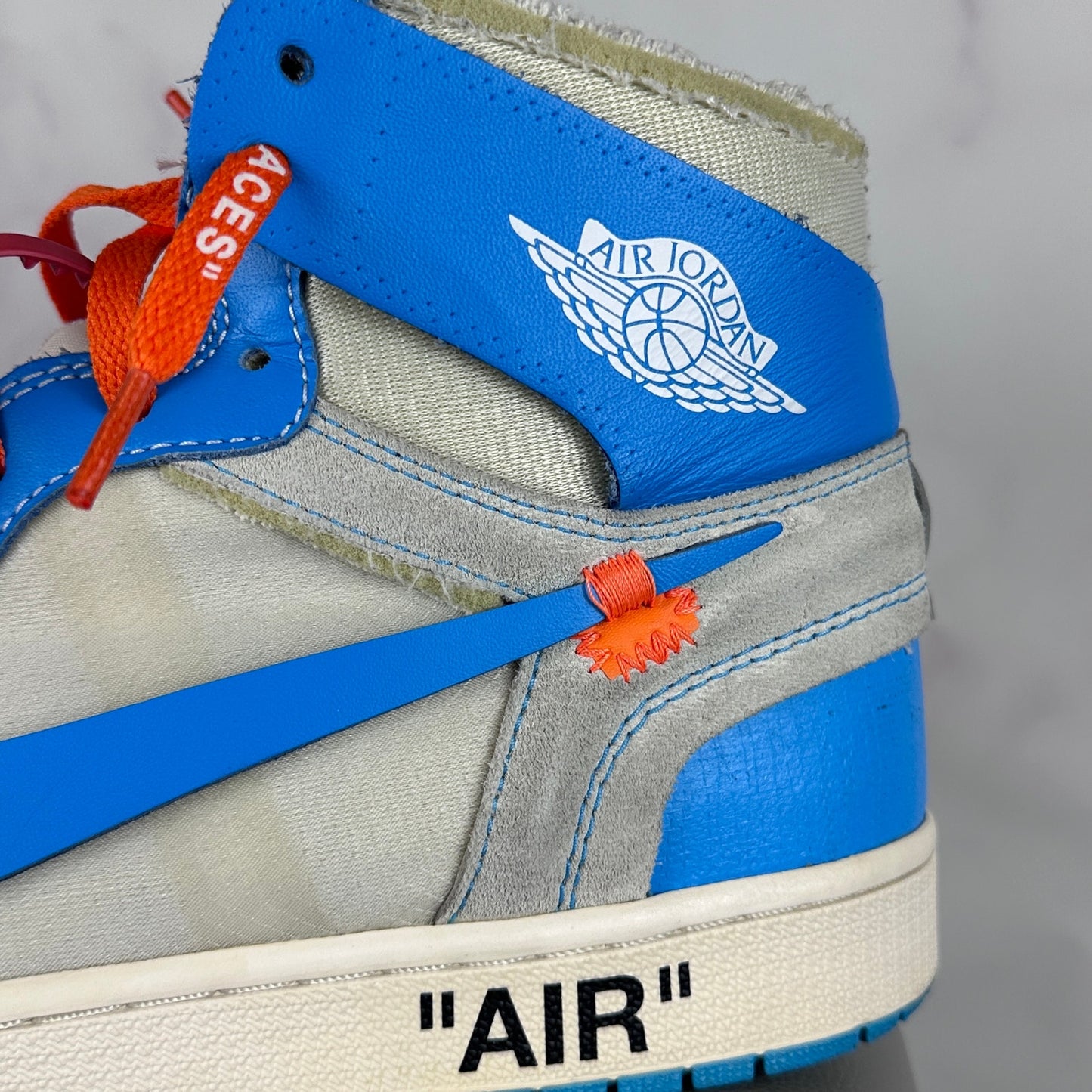 Nike x Off-White Jordan 1 Retro High University Blue UNC c/o Virgil Abloh