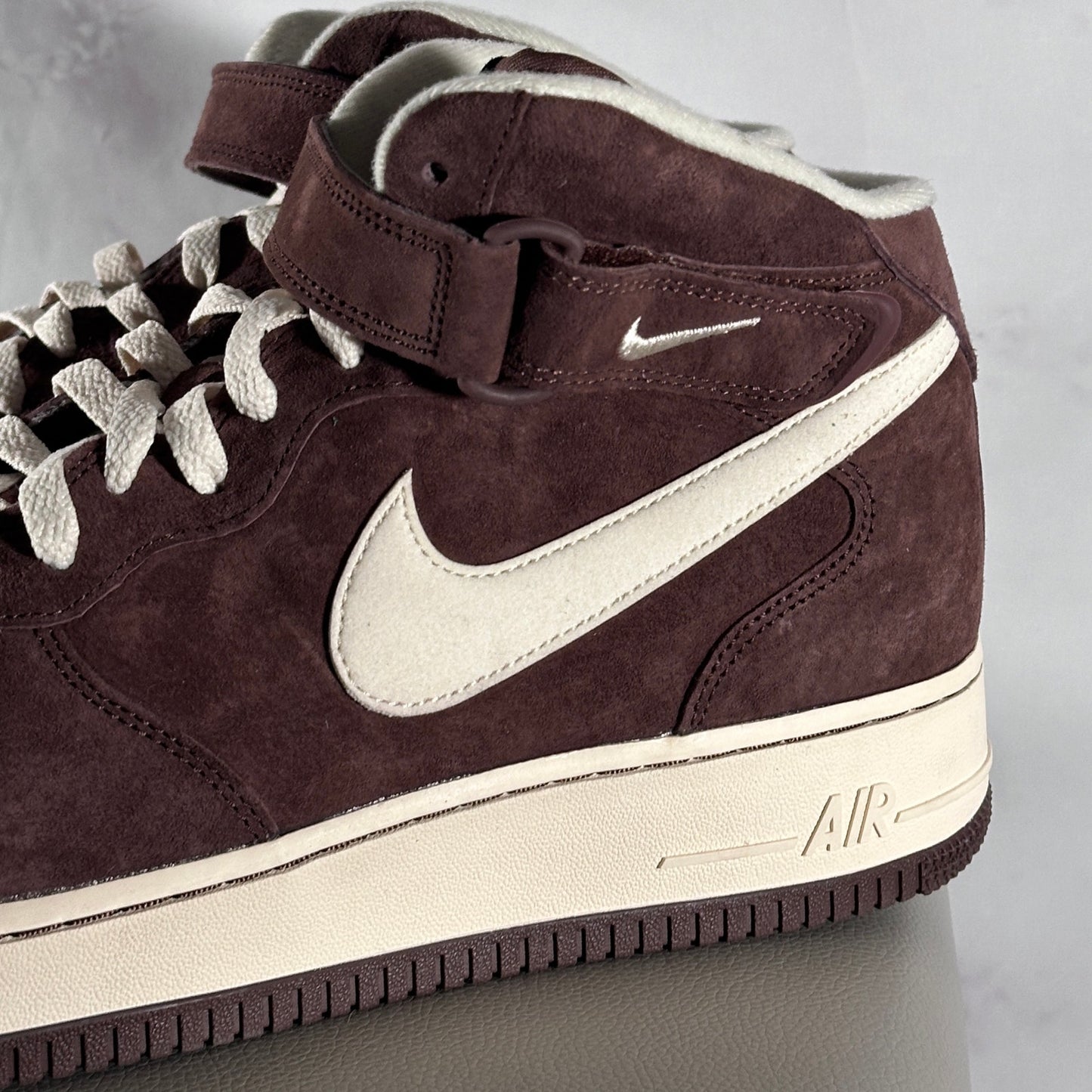 Nike Air Force 1 Mid QS Chocolate