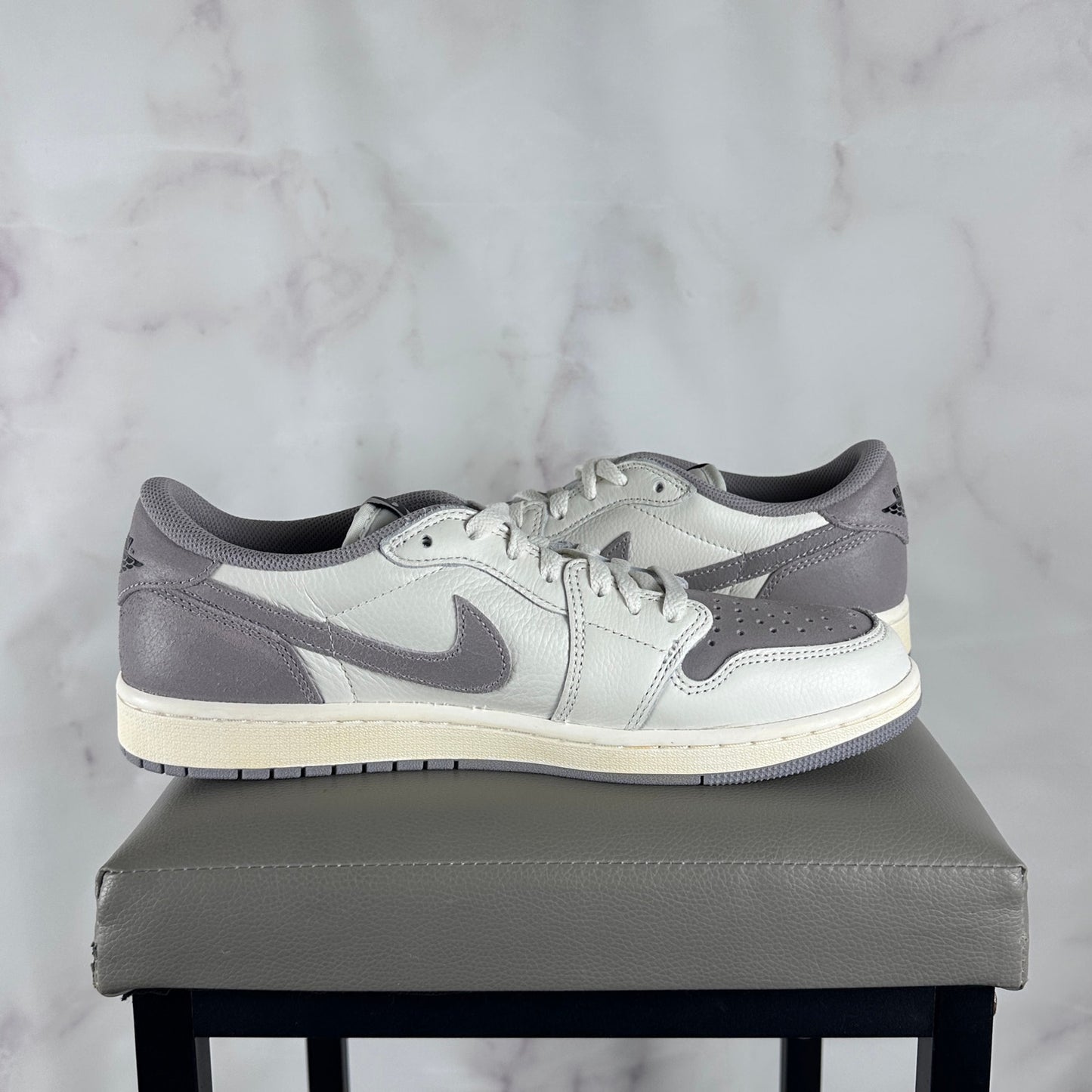Nike Air Jordan 1 Retro Low OG Atmosphere Grey