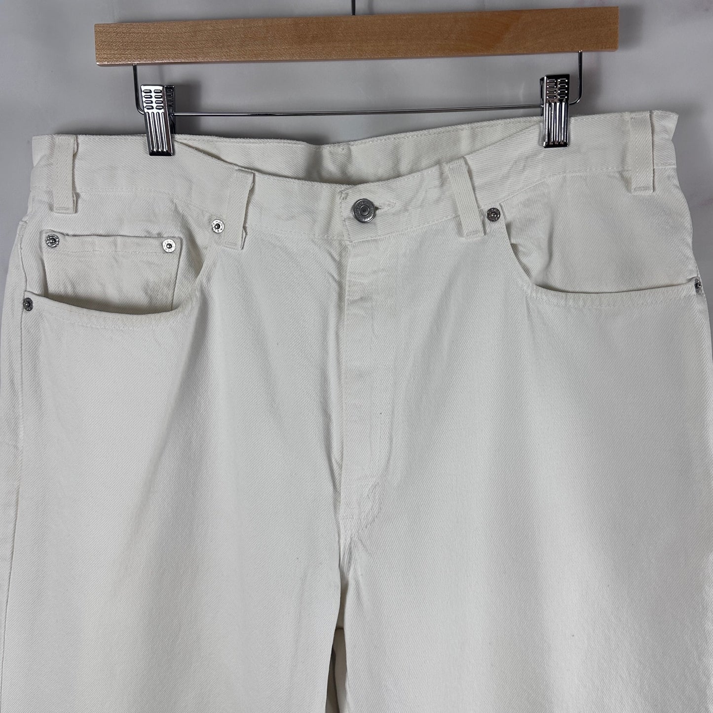 Vintage 90s Levi’s 550 White Relaxed Fit Denim