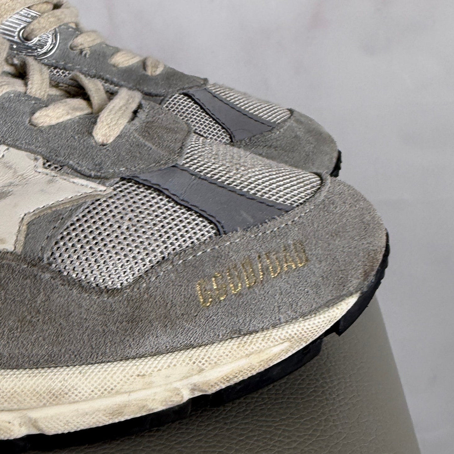 Golden Goose Dad Star Running Grey